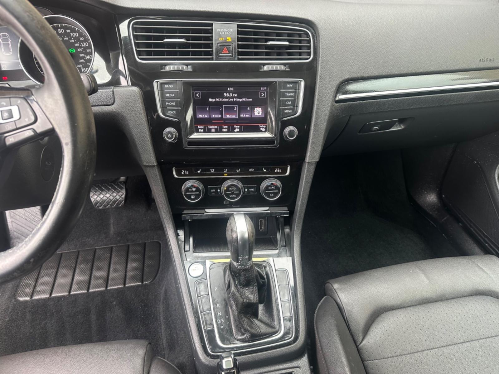 2015 Gray /Black Volkswagen Golf Leather (3VW217AU1FM) with an 4 Cylinder engine, Automatic transmission, located at 30 S. Berkeley Avenue, Pasadena, CA, 91107, (626) 248-7567, 34.145447, -118.109398 - Photo #28